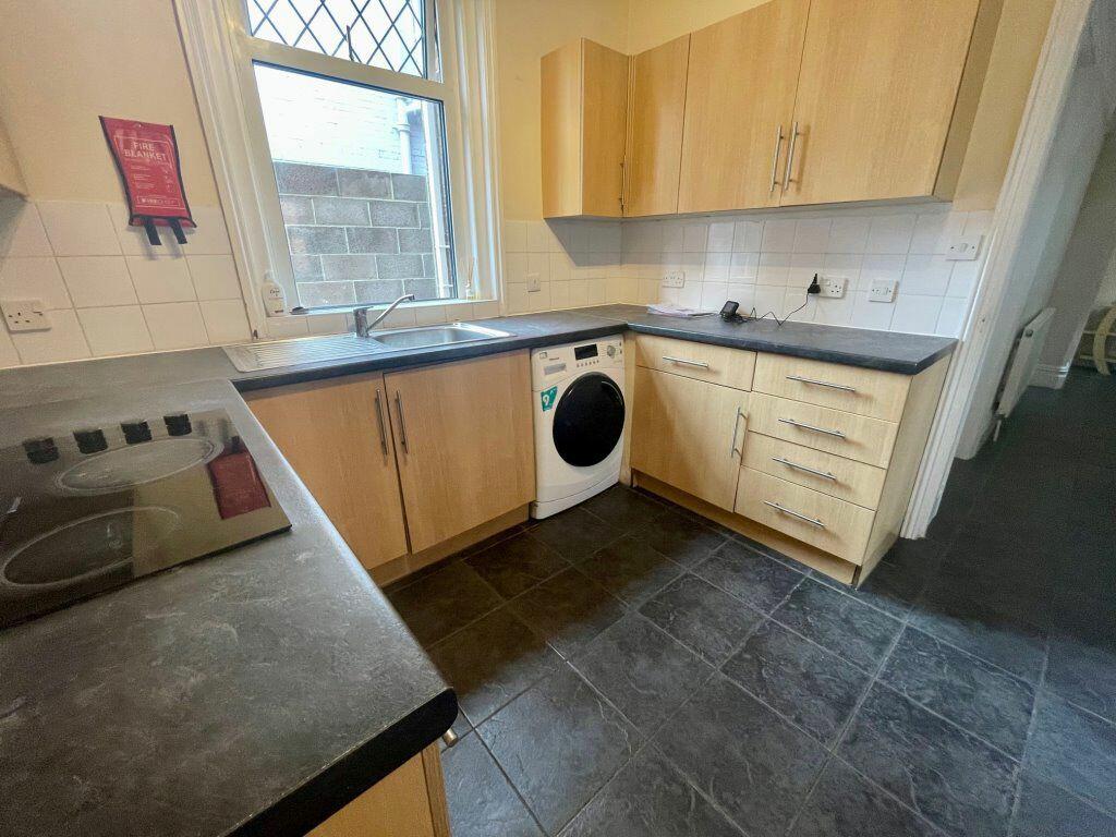 Additional image 5 of STUDENT FIVE DOUBLE BEDROOMS, CHARMINSTER
