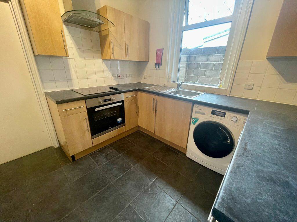 Additional image 4 of STUDENT FIVE DOUBLE BEDROOMS, CHARMINSTER