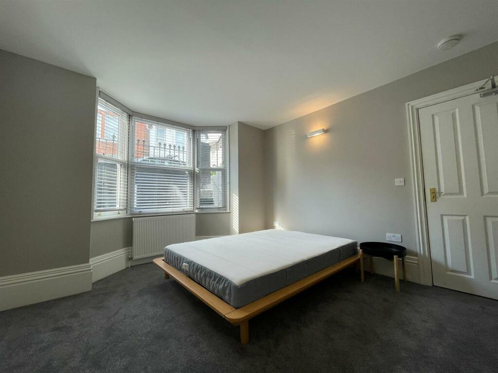 Additional image 18 of York Grove, Brighton, BN1