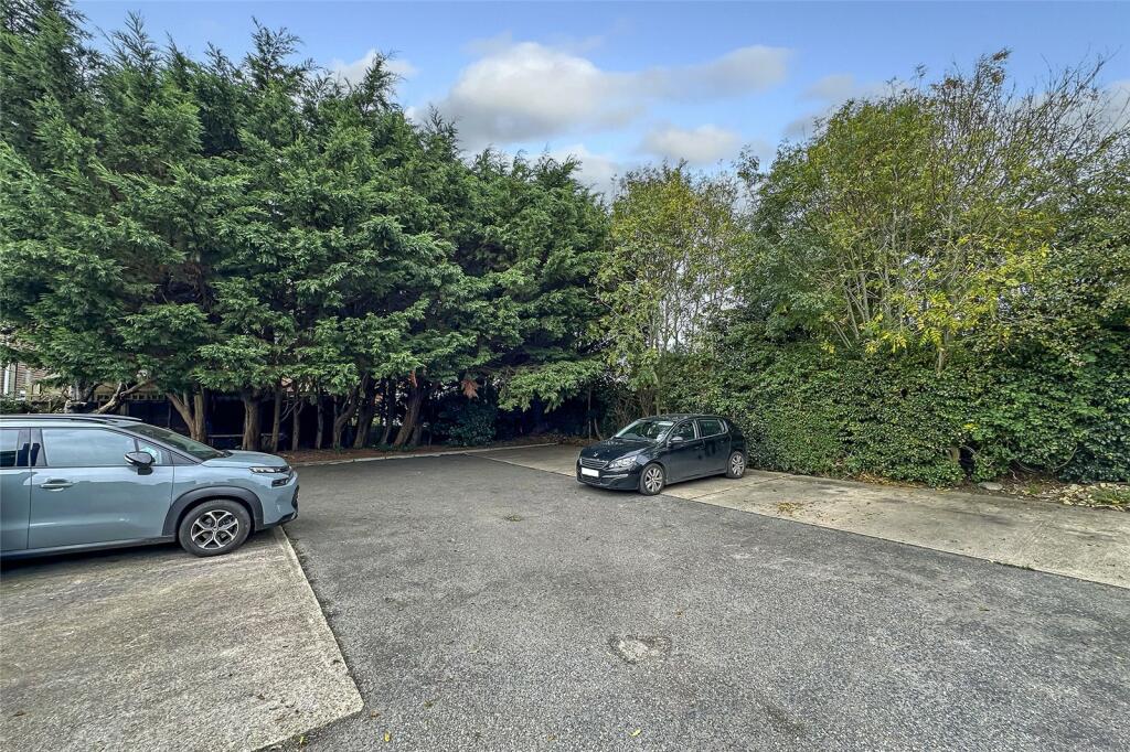 Additional image 6 of The Pines, 34 Sussex Street, Littlehampton, West Sussex