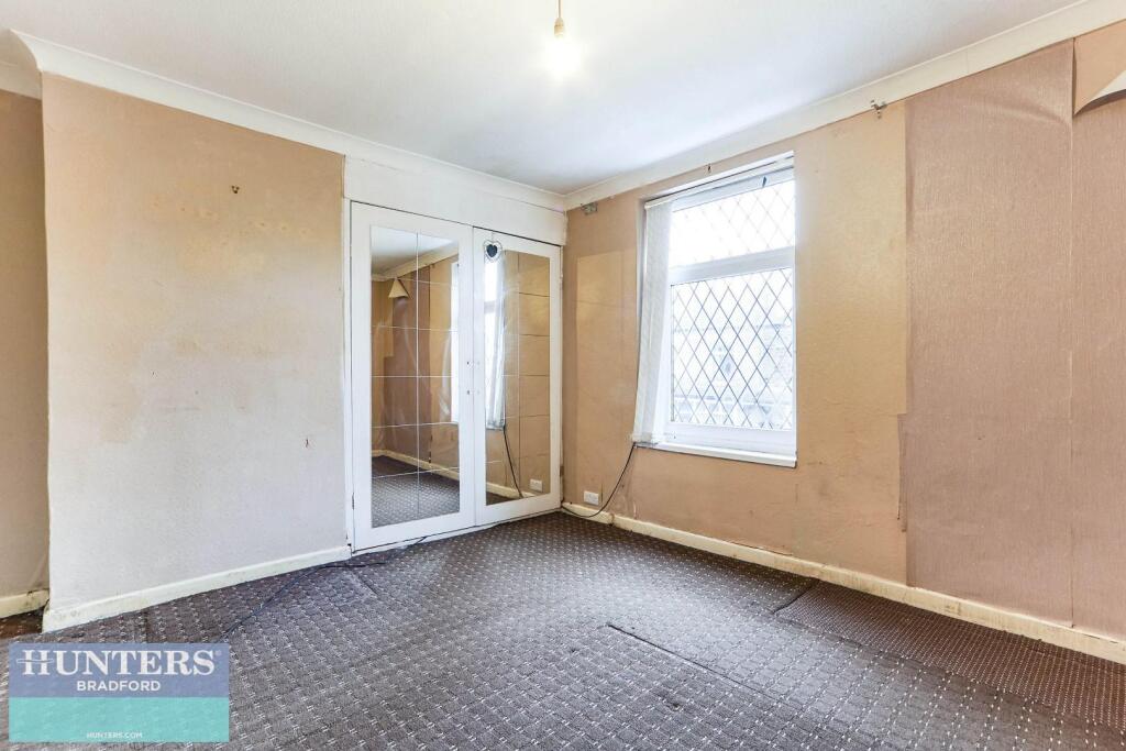 Additional image 11 of (TN) , Woodhall Avenue, Thornbury, Bradford, West Yorkshire, BD3 7BU