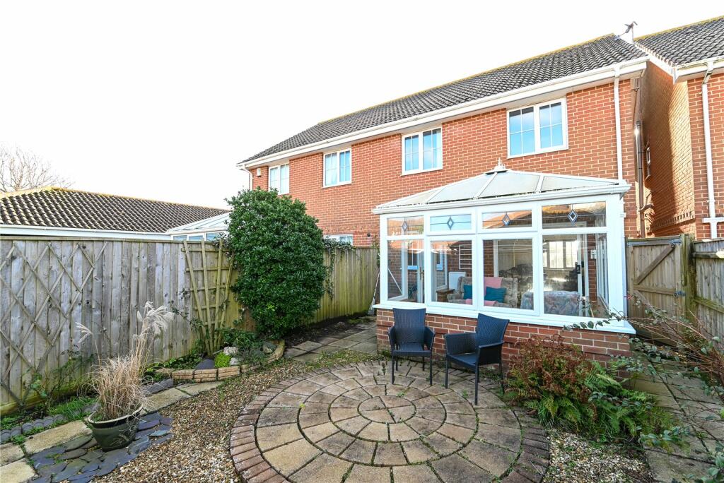 Additional image 14 of The Cottages, 2 Marine Drive, Barton on Sea, Hampshire, BH25