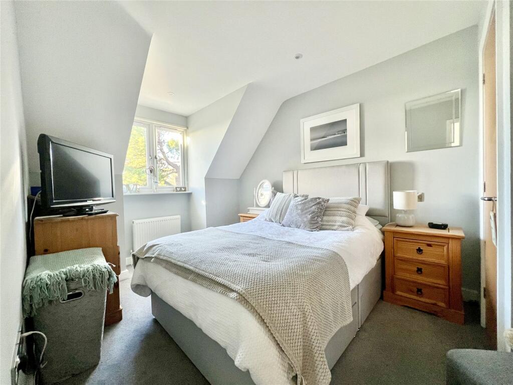 Additional image 15 of Seaway Avenue, Friars Cliff, Christchurch, Dorset, BH23