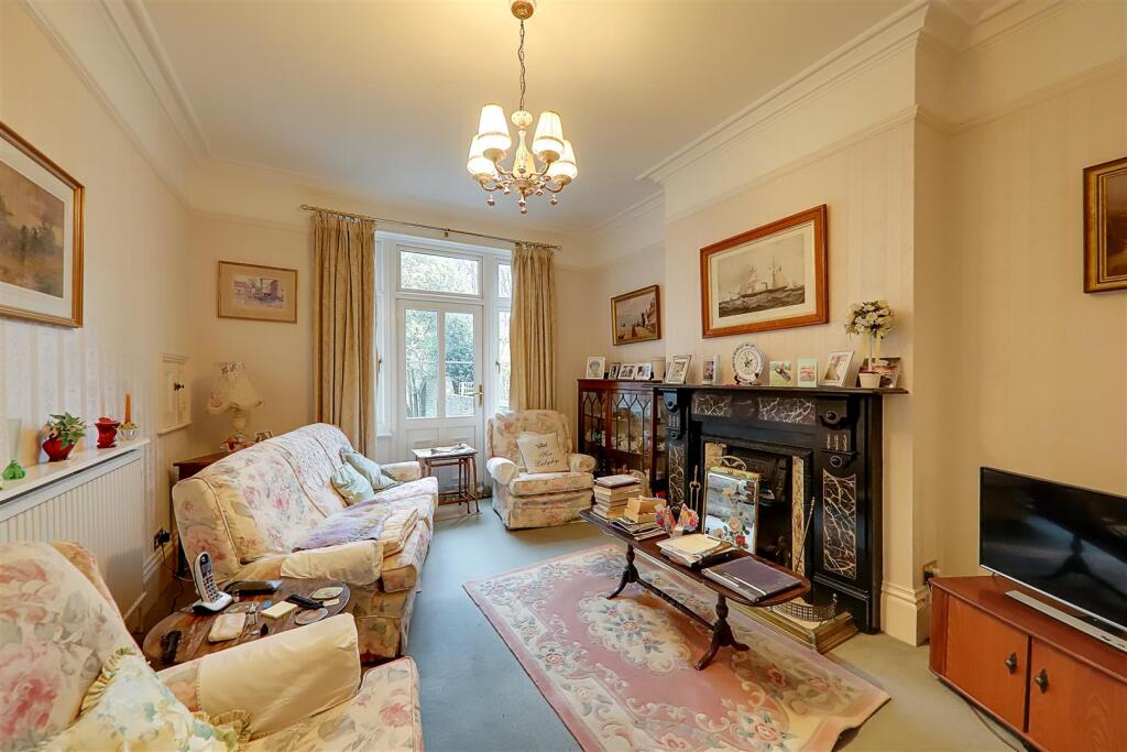 Additional image 5 of Parkfield Road, Tarring, Worthing