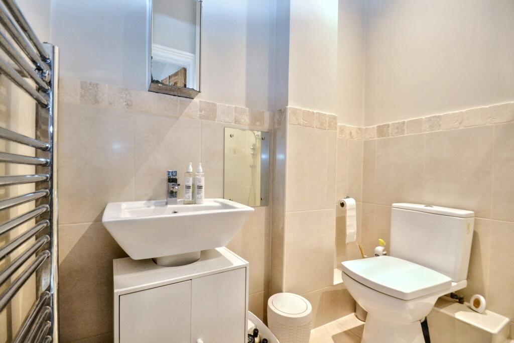 Additional image 20 of Broadstone