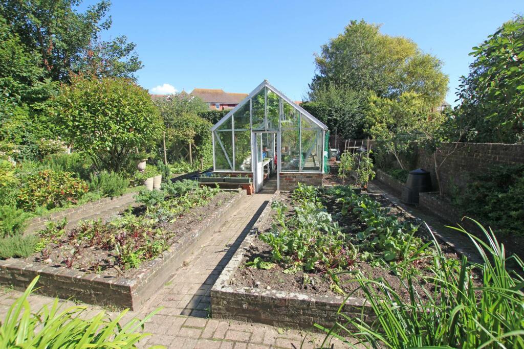 Additional image 14 of Milnthorpe Road, Eastbourne, BN20 7NS