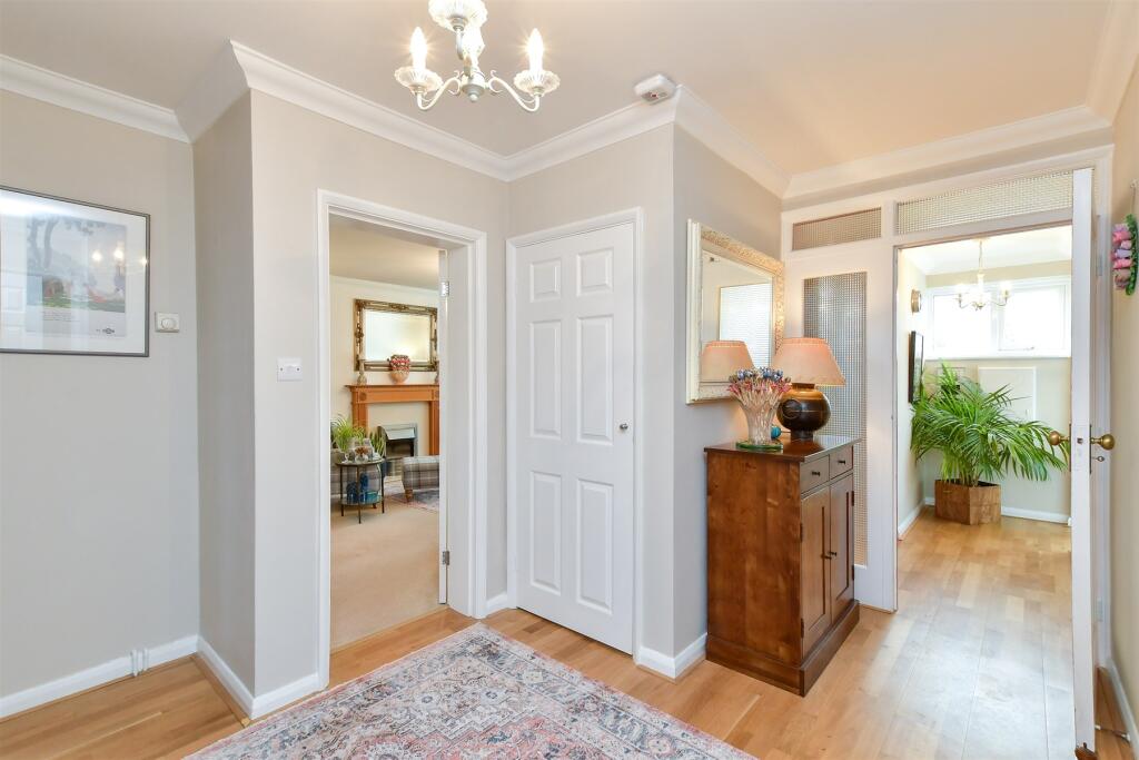 Additional image 11 of Alinora Avenue, Goring By Sea, Worthing, West Sussex