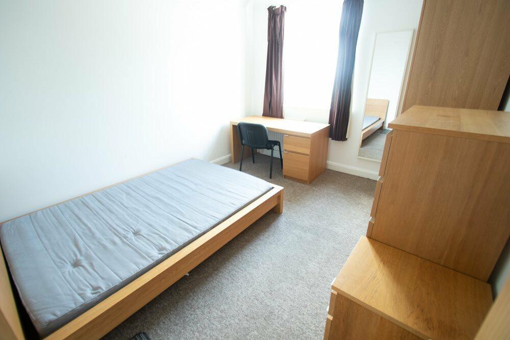 Additional image 9 of 2a Portchester Place, Bournemouth,