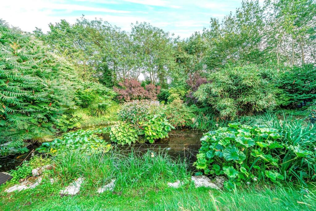 Additional image 54 of Burley Road, Bockhampton, Winkton