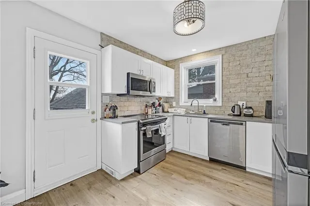 Additional image 10 of 237 East 19th St