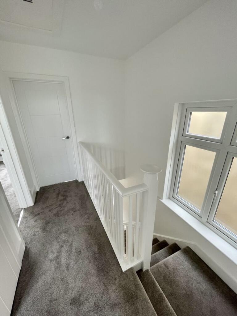 Additional image 7 of Beautifully renovated three-bedroom property located at Redhill, Ensbury Park £1600 pcm - AVAILABLE March 25