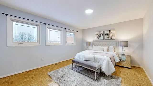 Additional image 16 of 77 Roxanne Cres