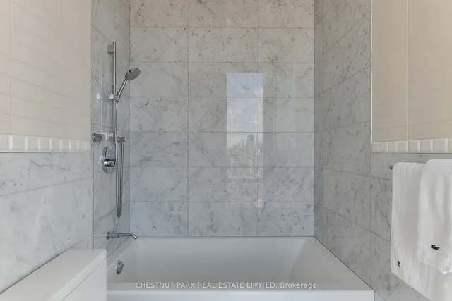 Additional image 36 of 1 Market St Unit 3302