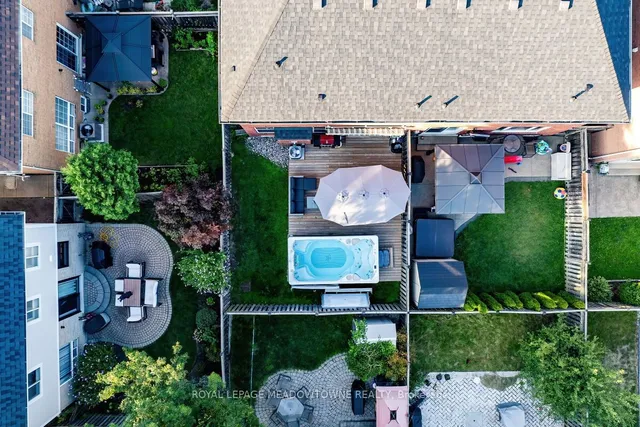 Additional image 38 of 733 Edwards Ave