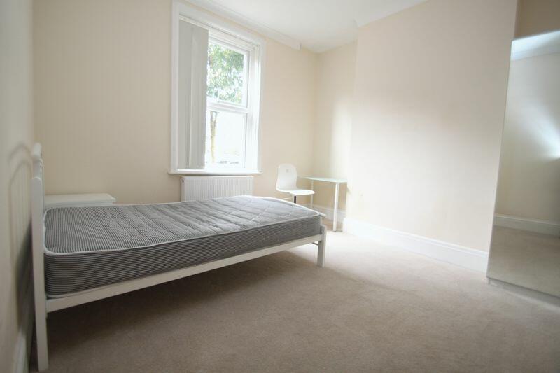 Additional image 6 of Holdenhurst Road, Bournemouth