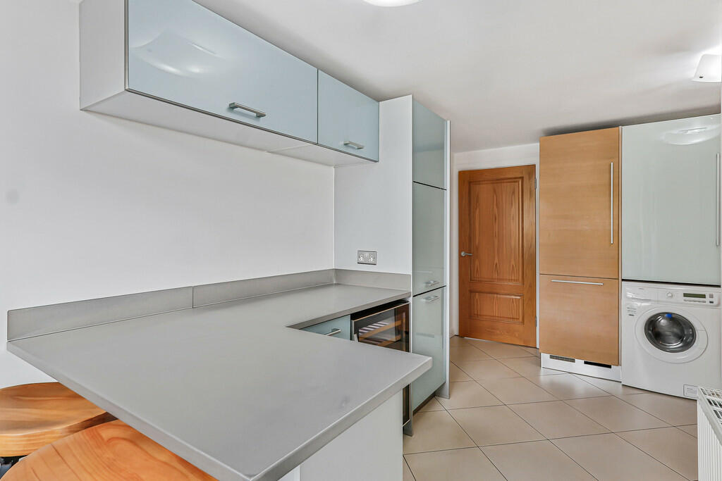Additional image 6 of Aspects, 1  Wyndham Road, Lower Parkstone