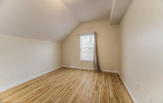 Additional image 35 of 67 Wellington St