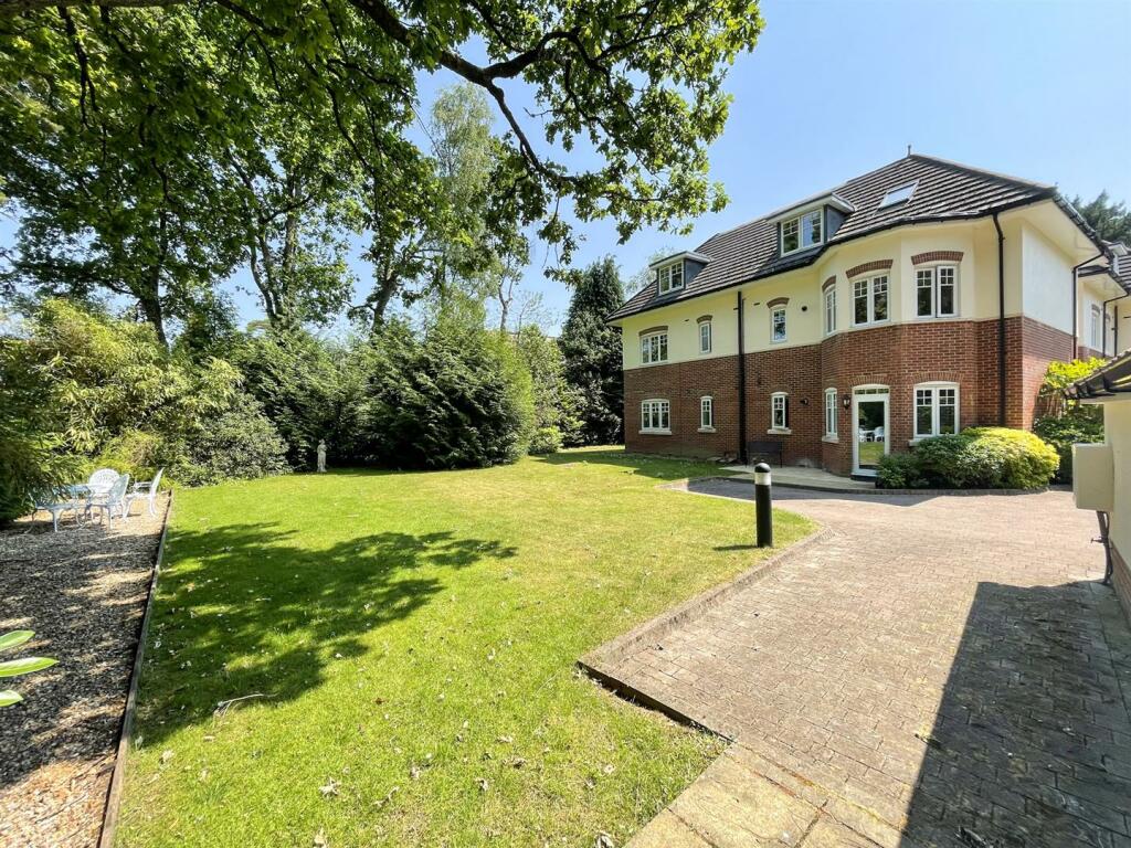 Additional image 4 of Golf Links Road, FERNDOWN