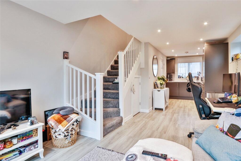 Additional image 3 of Trinidad Crescent, Poole, BH12