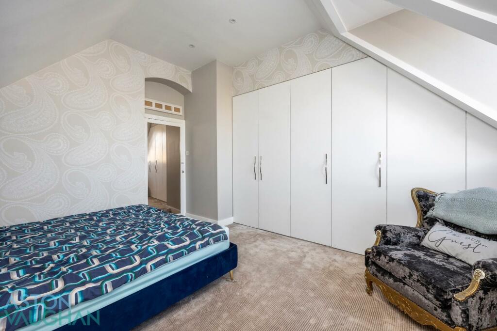 Additional image 15 of Grand Avenue, Hove
