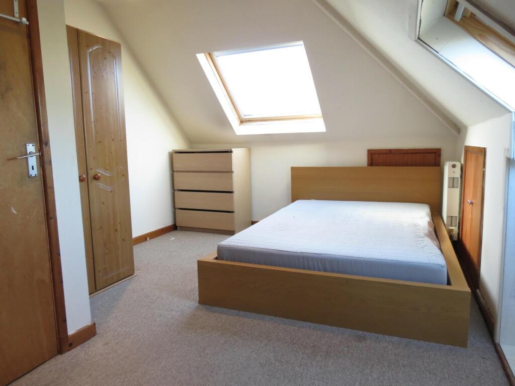 Additional image 5 of 4 bedroom Maisonette in Charminster