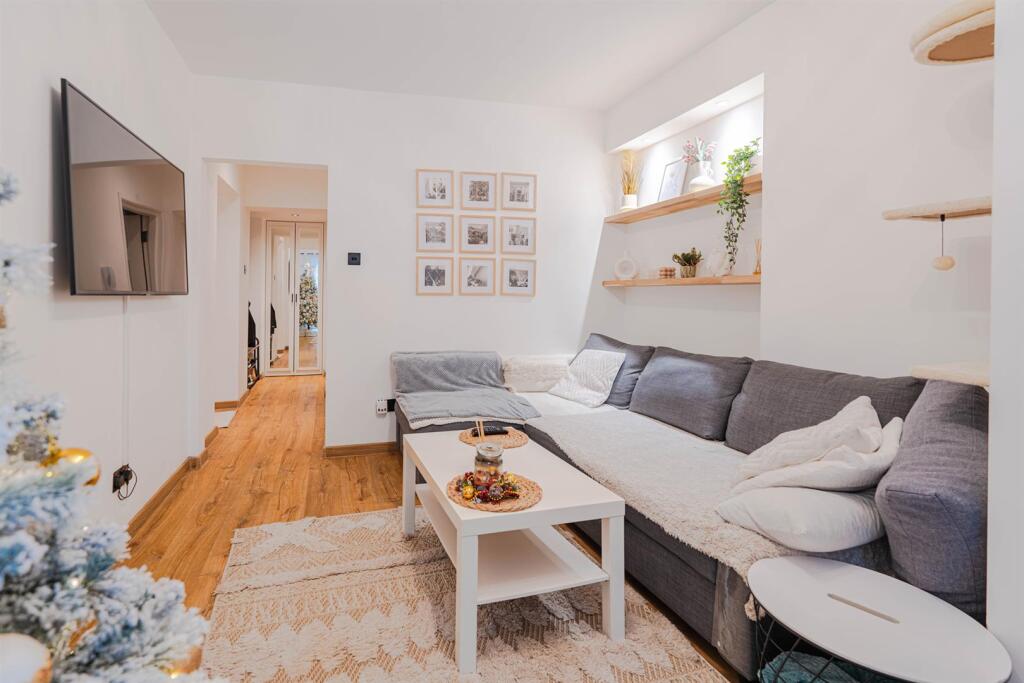 Additional image 3 of Lansdowne Road, Bournemouth