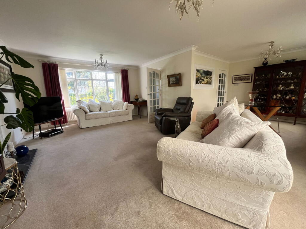 Additional image 15 of Oval Waye, South Ferring, West Sussex, BN12