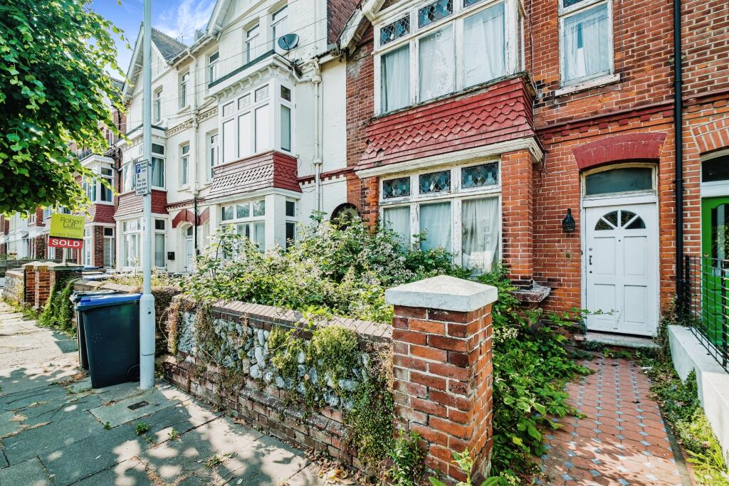 Additional image 12 of Warwick Gardens, Worthing, BN11