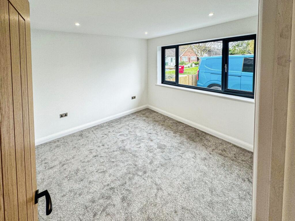 Additional image 10 of Swanbourne Road, Littlehampton, BN17