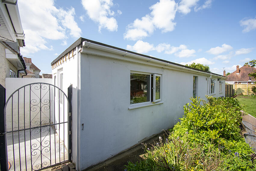 Additional image 8 of Large 1 Bedroom Apartment