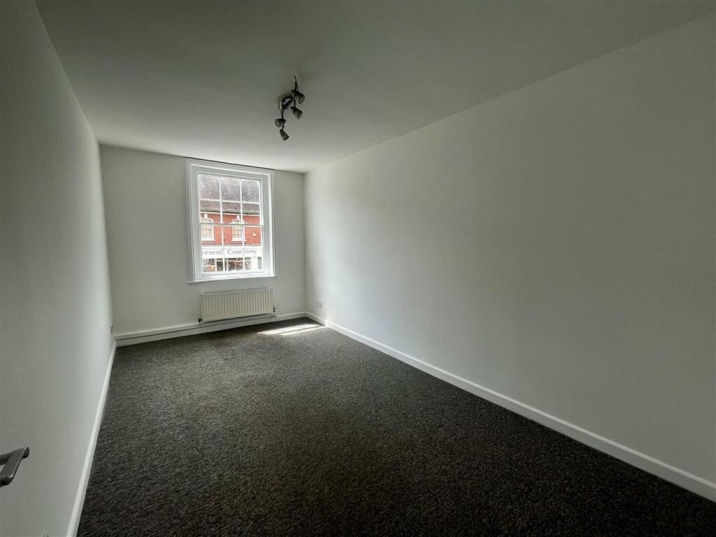 Additional image 5 of High Street, Wimborne