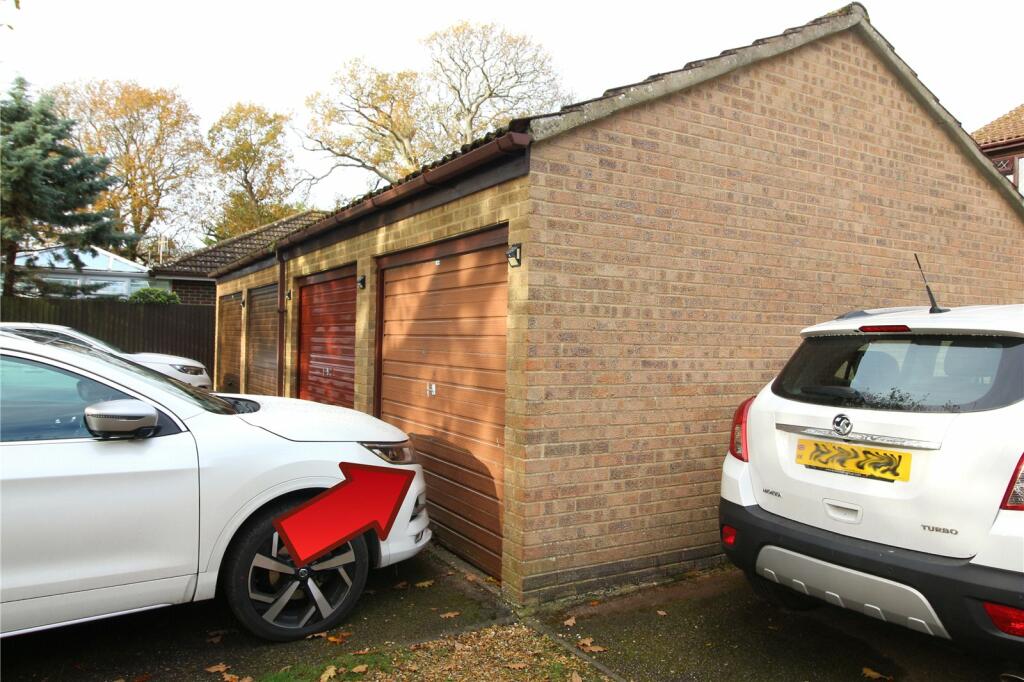 Additional image 12 of Springfield Gardens, Lower Ashley, New Milton, Hampshire, BH25