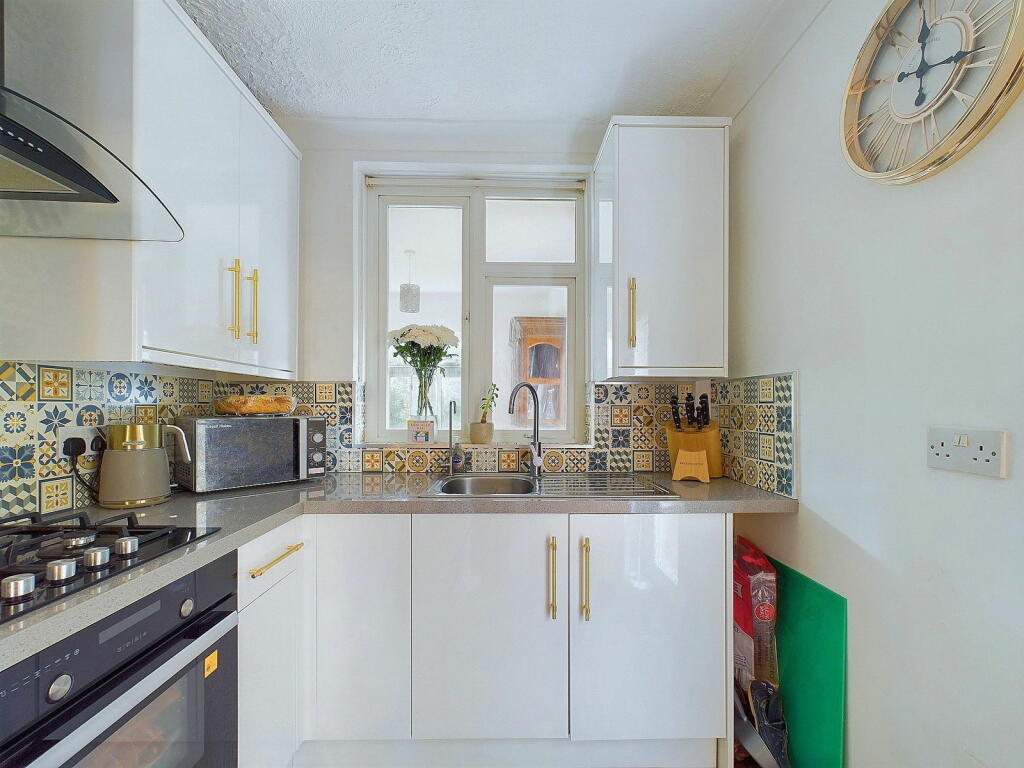 Additional image 15 of Pavilion Road, Worthing BN14 7EG