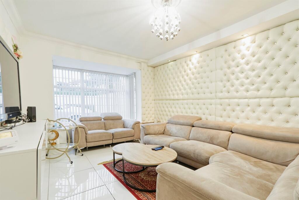 Additional image 18 of Duchy Avenue, BRADFORD