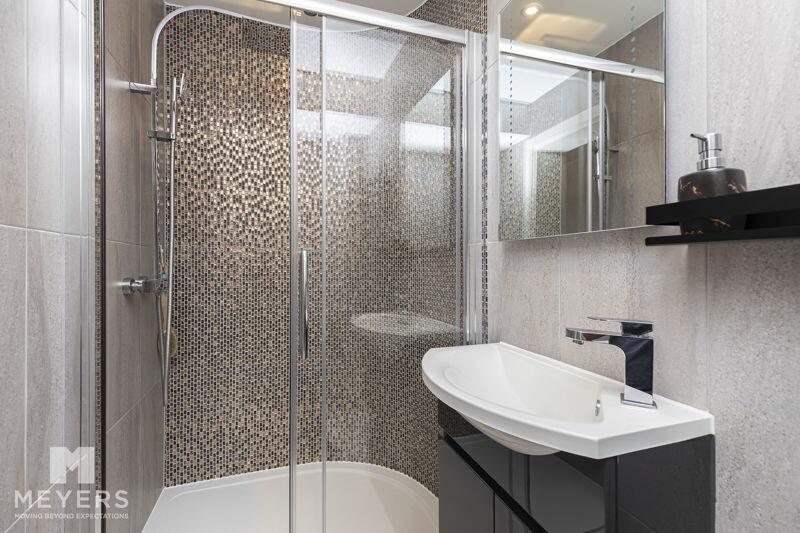 Additional image 12 of Castle Manor, 2a Wick Lane, Christchurch, BH23