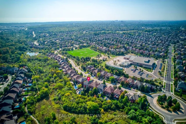 Additional image 40 of 1548 Pinery Cres