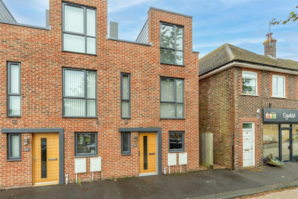 Findon Road, Worthing, West Sussex, BN14