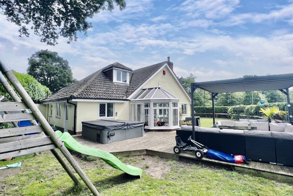 Additional image 31 of Howe Lane, Verwood, BH31 6JF