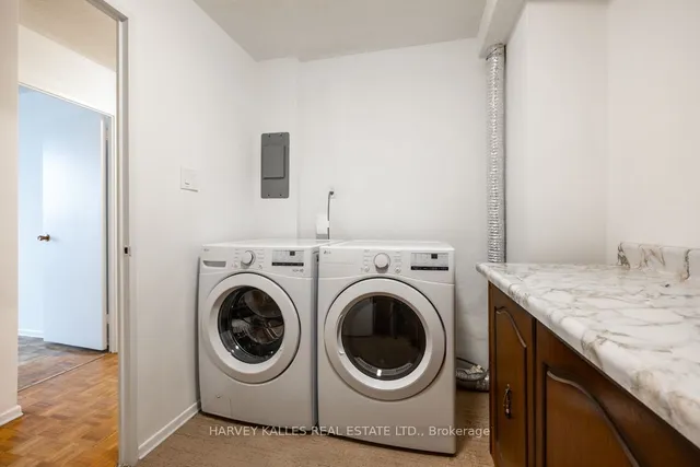 Additional image 18 of 15 La Rose Ave Unit 1514