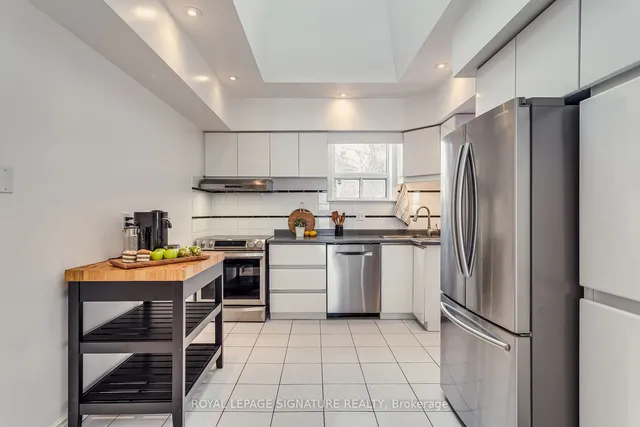 Additional image 11 of 72 De Quincy Blvd