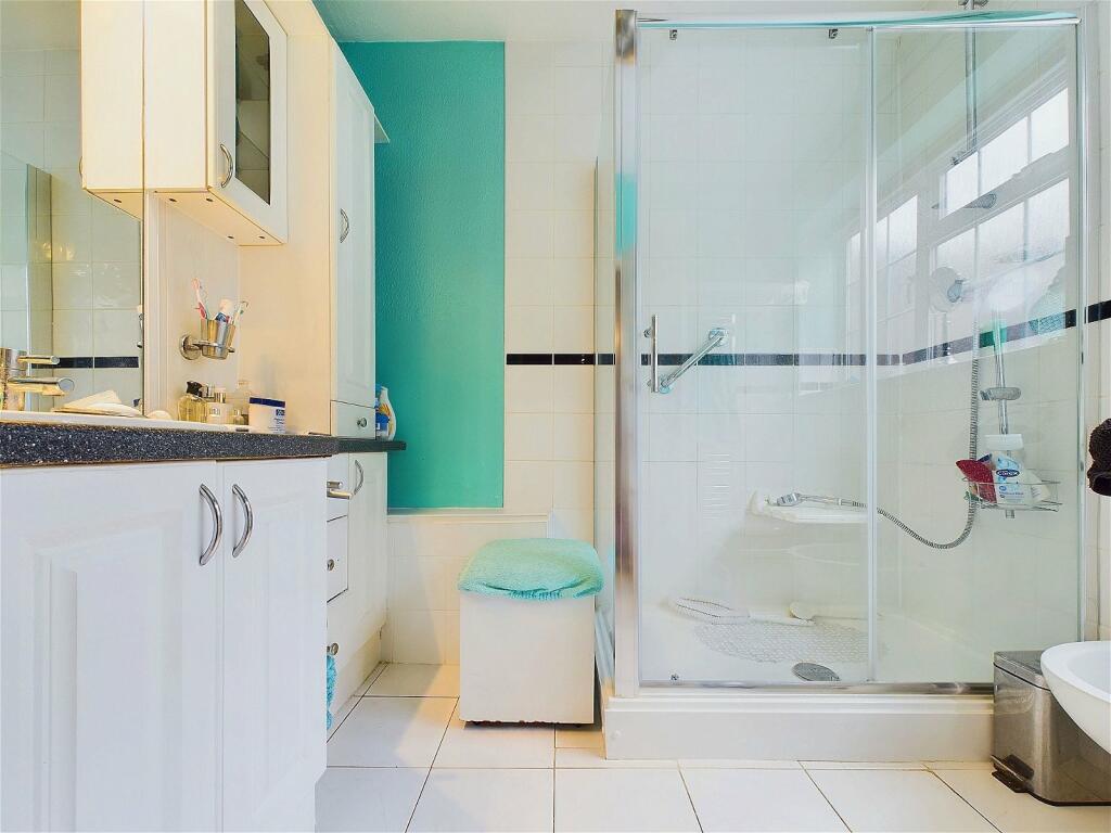 Additional image 11 of Wallace Avenue, Worthing, BN11