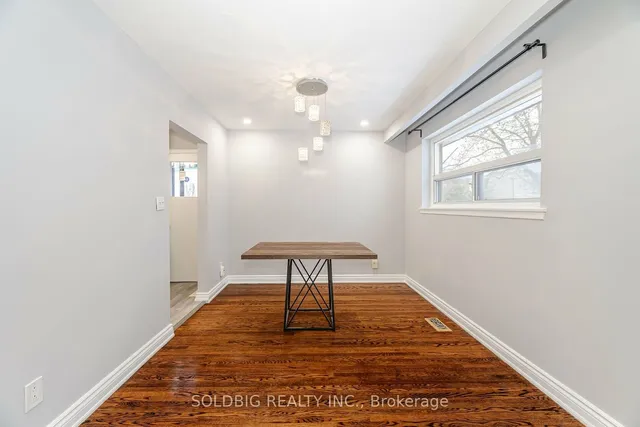 Additional image 16 of 4 Strathavon Dr