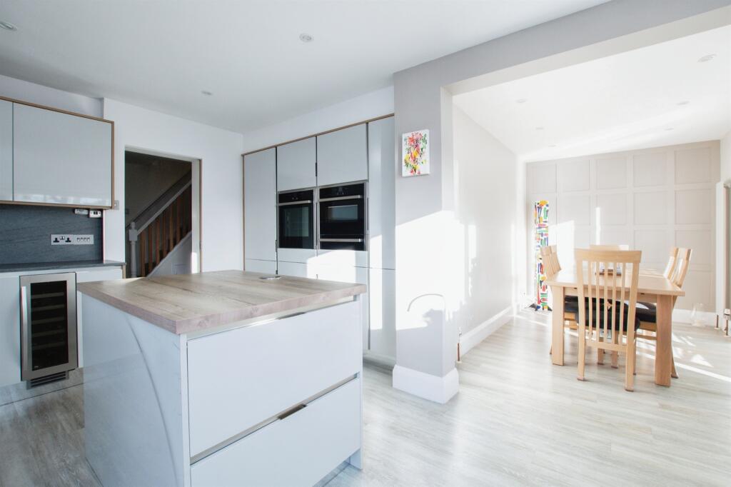 Additional image 6 of Fernlea Close, FERNDOWN