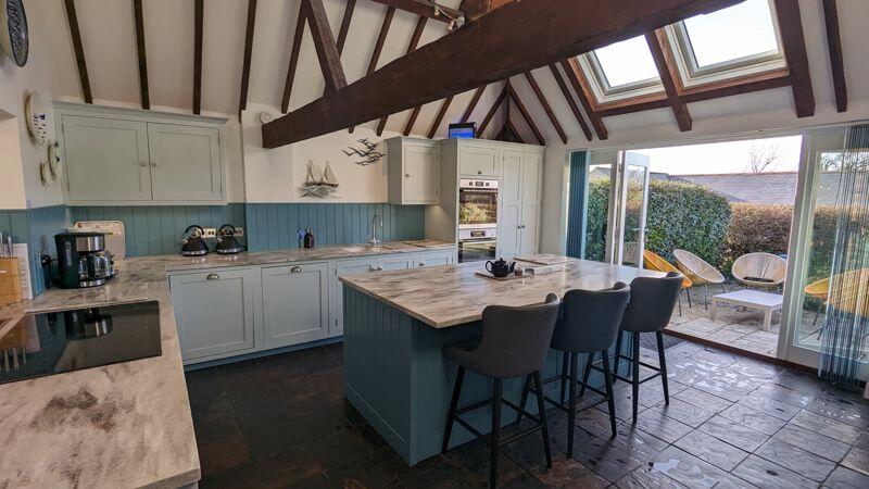 Additional image 15 of Woodyhyde Courtyard with Tennis Court and indoor Swimming Pool