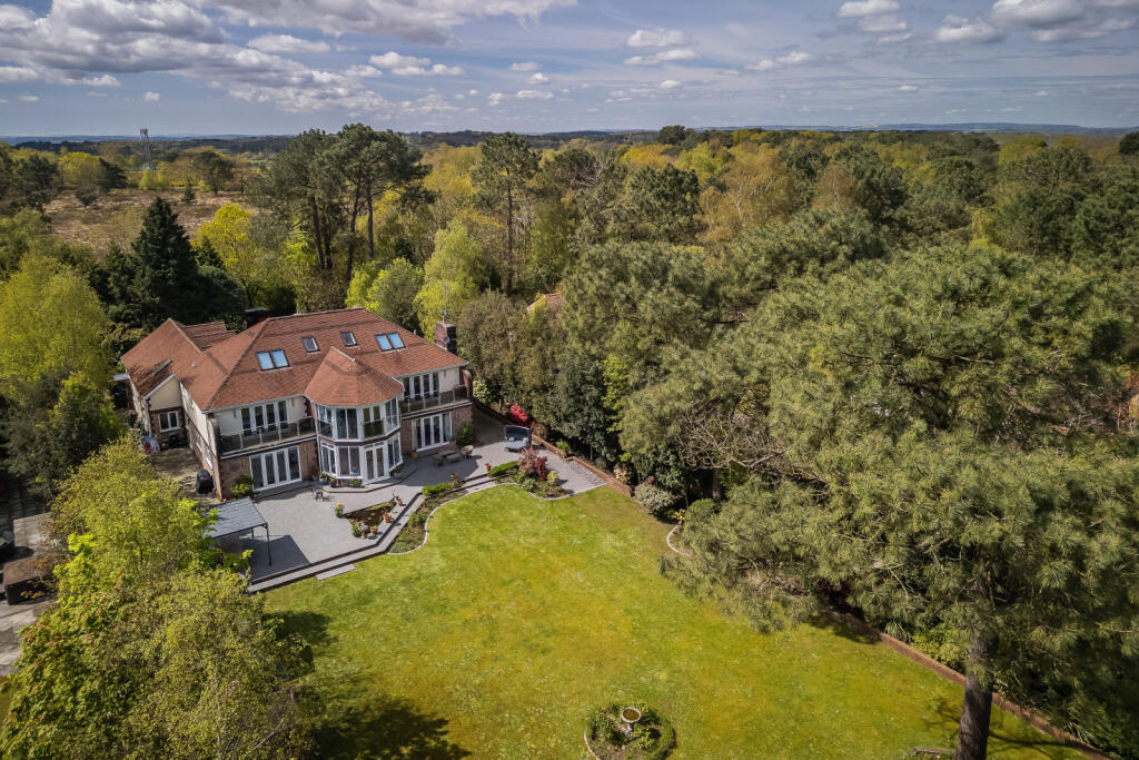 Corfe Lodge Road, Broadstone, Dorset, BH18