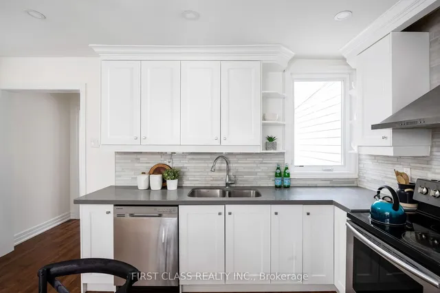 Additional image 11 of 121 Galt Ave