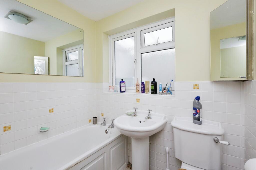 Additional image 8 of Cresta Close, Polegate