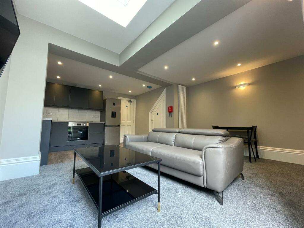 Additional image 8 of York Grove, Brighton, BN1