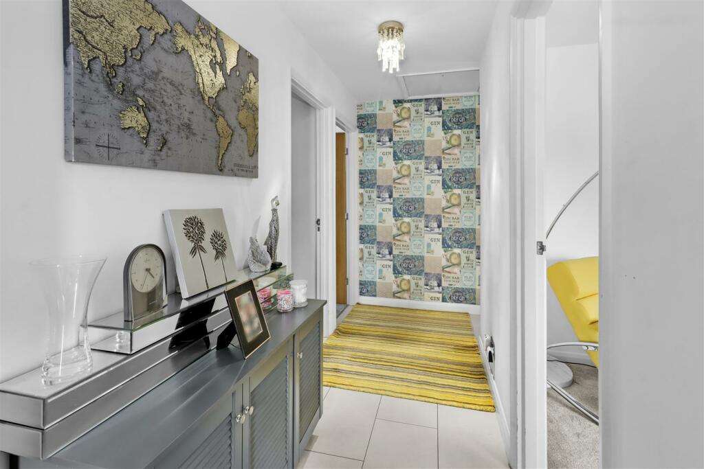 Additional image 5 of Willow Drive, Polegate