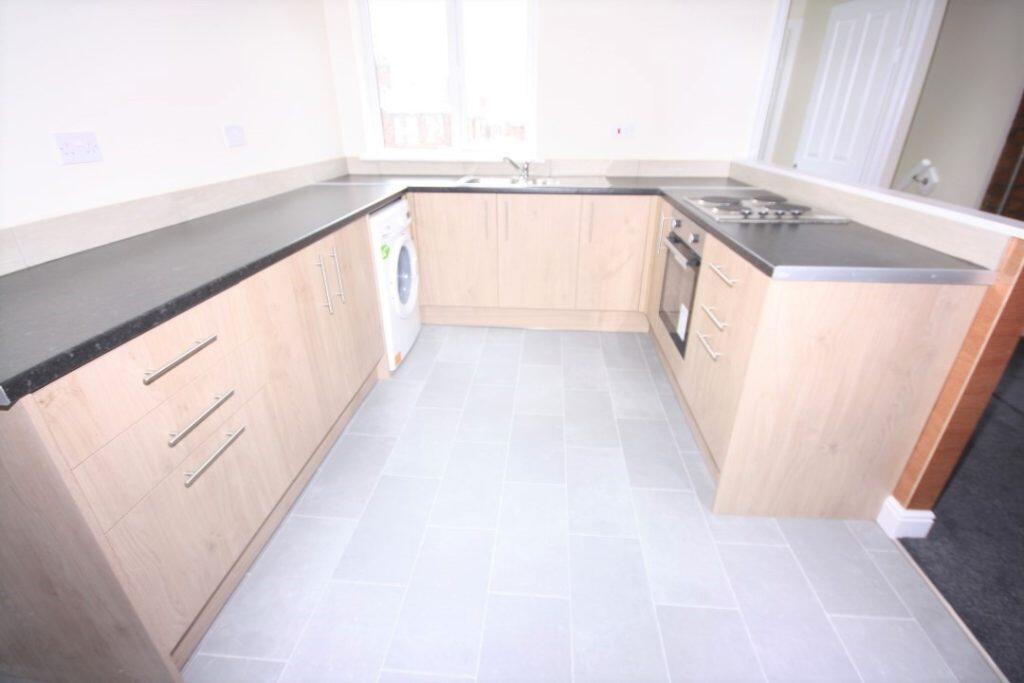 Additional image 3 of Flat above, 279 Rishton Lane, Bolton, BL3 2EH